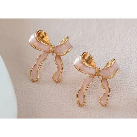 NWT Shabby Chic Pink Bow Ribbon Design With Gold Trim Stud Earrings - Picture 4 of 5